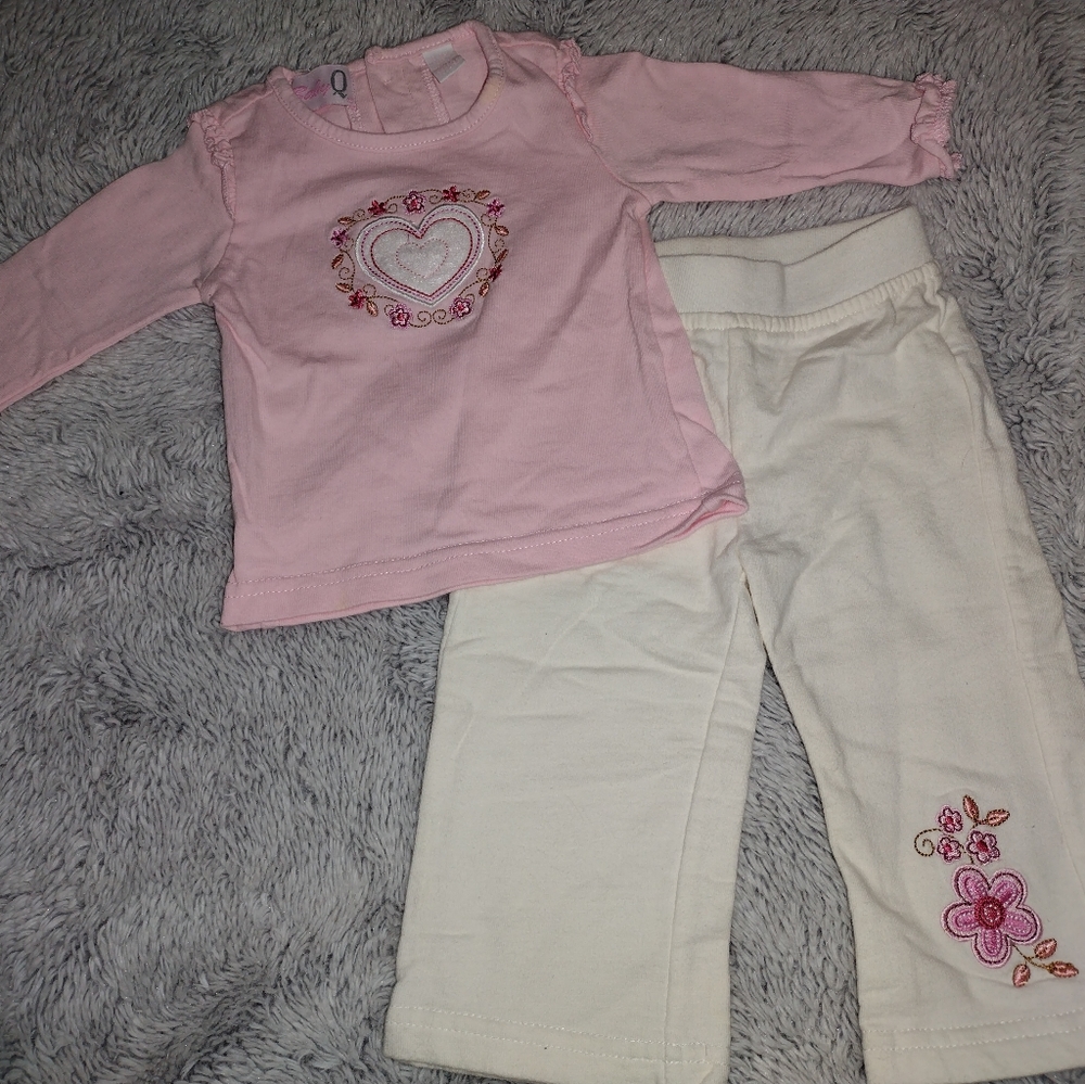 Baby Q Outfit 3/6M - Picture 2 of 4
